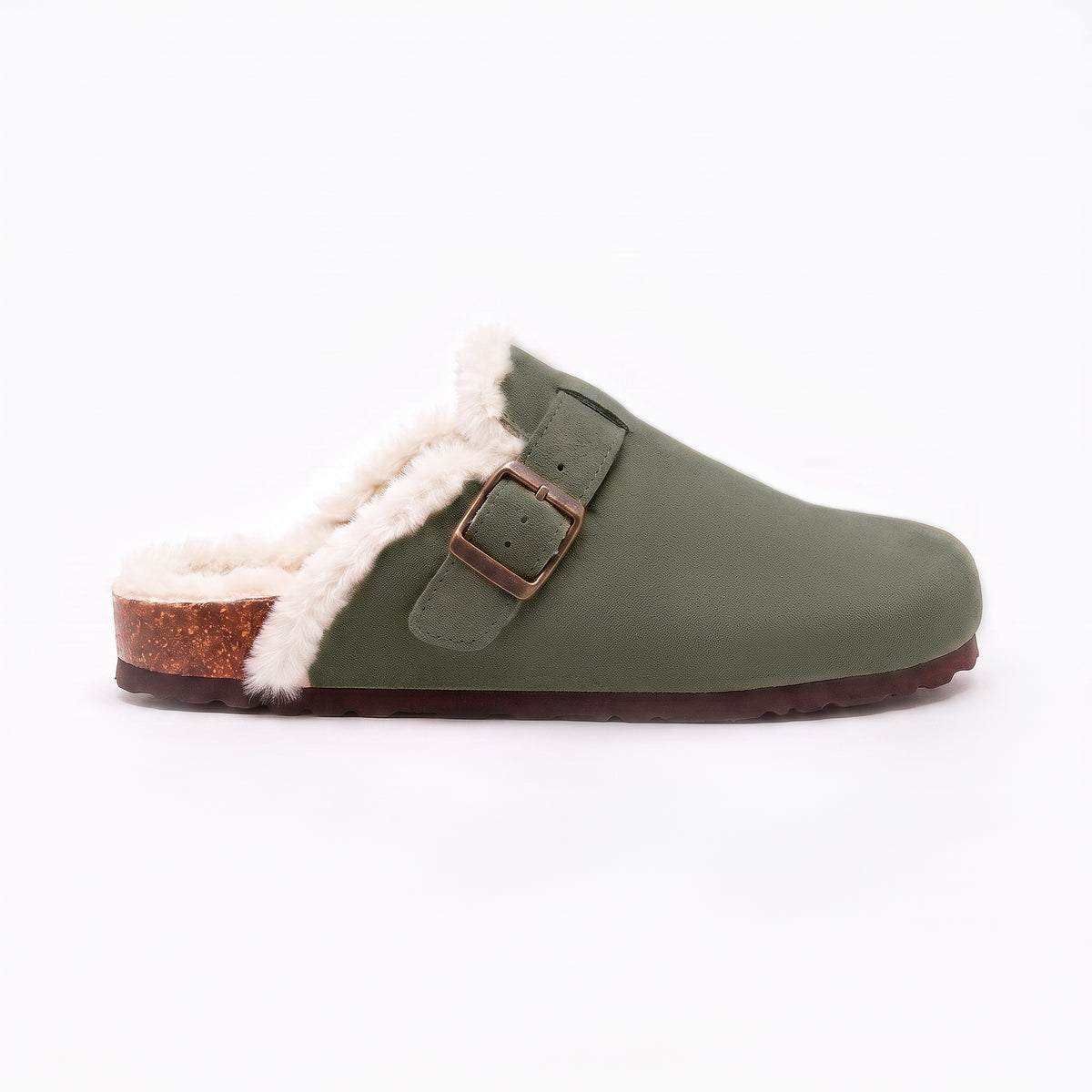Mule fourrée Bormio en velours vegan kaki, vue de profil, boucle métallique réglable et semelle façon liège
