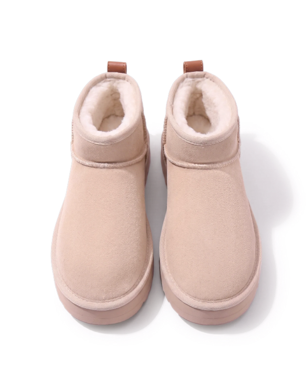 Bottine Cortina en velours vegan beige, vue trois-quarts
