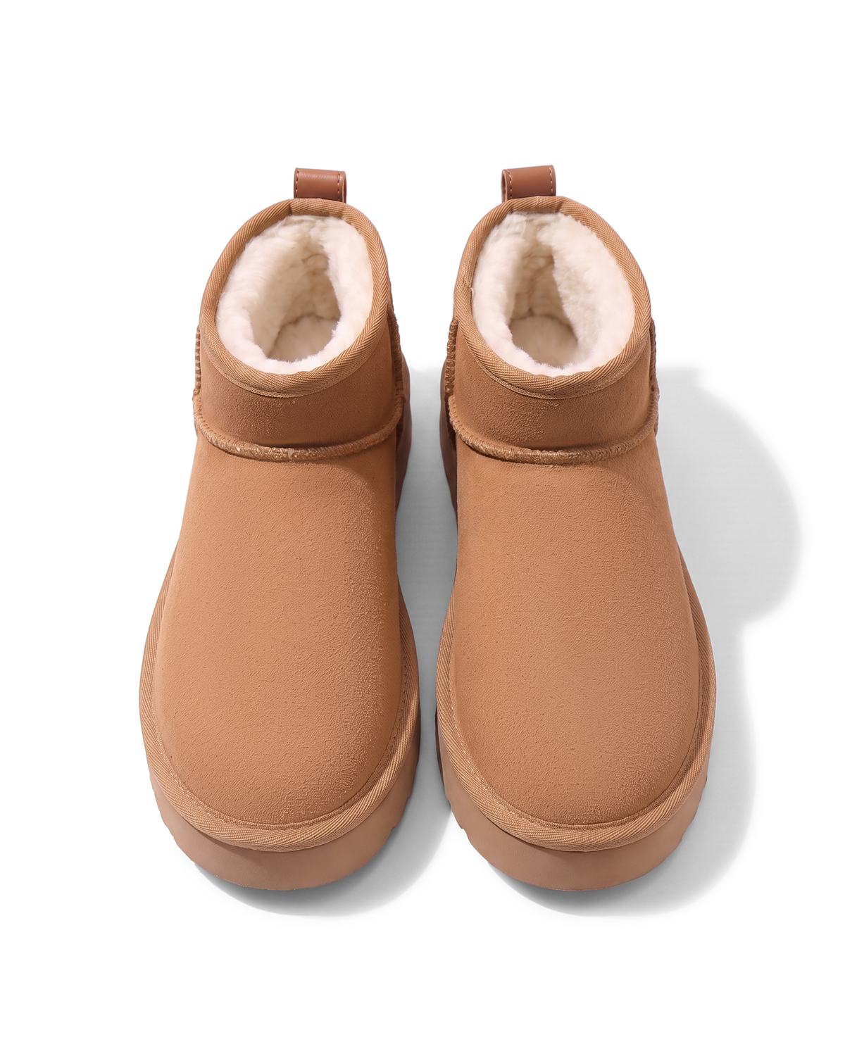 Bottine Cortina en velours vegan camel, vue de face