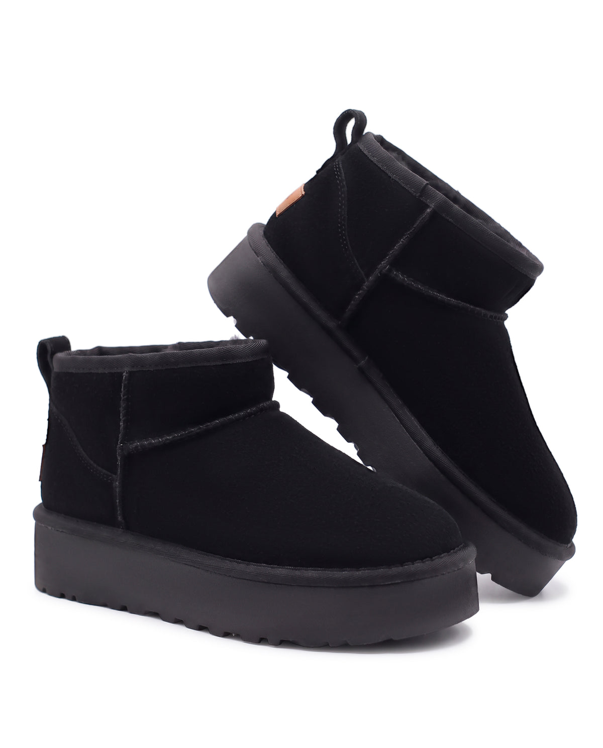 Bottine Cortina en velours vegan noir, vue de paire